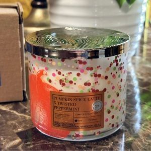 Pumpkin Spice Latte X Twisted Peppermint 3-Wick Candle